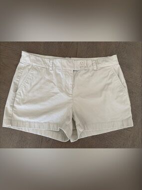 Vineyard Vines Women’s Classic Fit Shorts Size 12 Bone Cotton Stretch